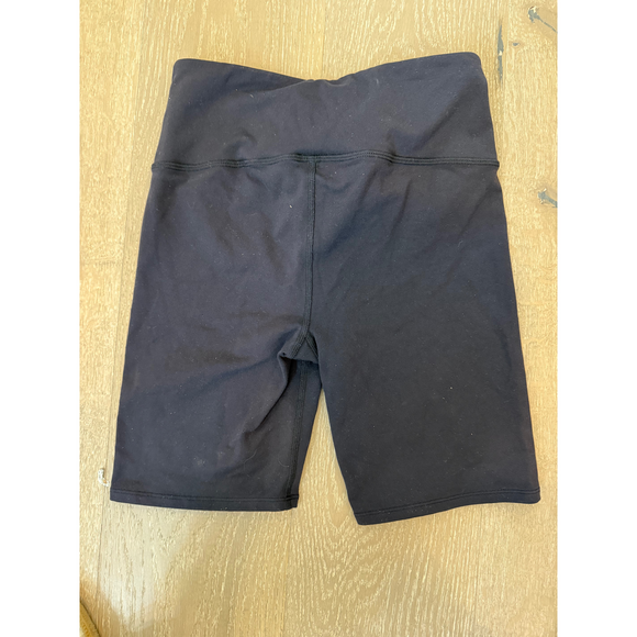 Alo Yoga Pants - Alo Yoga Black Lace-Up Biker Shorts